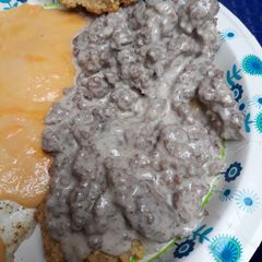 A picture of Low-carb Biscuits and Gravy.