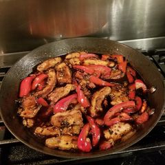 A picture of Fast Fajitas with Frontera Sauce!.