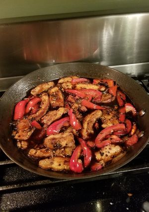 A picture of Fast Fajitas with Frontera Sauce!.