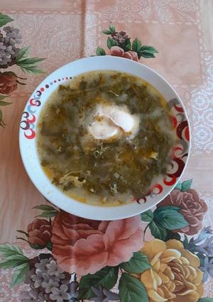 O poză a rețetei Ciorbă de salată verde țărănească.
