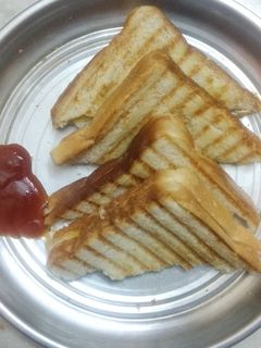 பொட்டேட்டோ ப்ரை சான்ட்விச் (potato fry sandwich recipe in tamil) செய்முறை முக்கிய புகைப்படம்