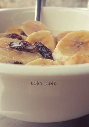 Hình của món Yến mạch nho-chuối.