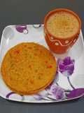 લીલુ લસણ, કેપ્સીકમ ના થેપલા (Lilu Lasan Capsicum Thepla Recipe In Gujarati)