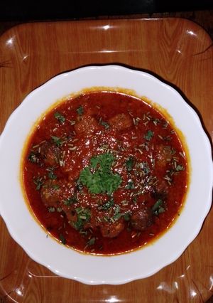 A picture of Indo- Tanzania Raw banana koftas🍅🧅🧄🌶️.