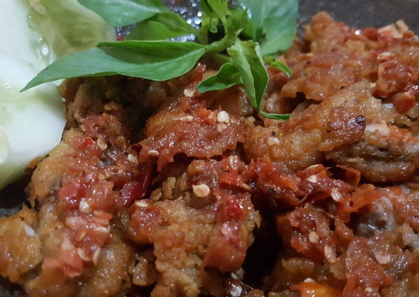 Geprek ayam sambal bawang pedes krispi ������������