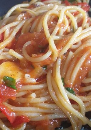 Una foto de Salsa agridulce con fideos