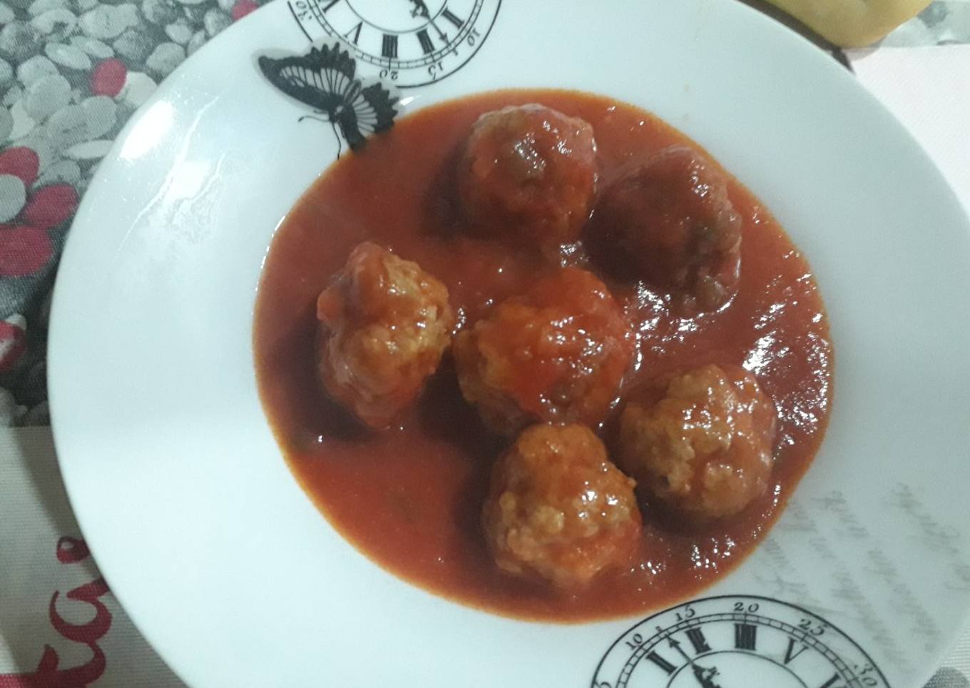 Albóndigas con tomate