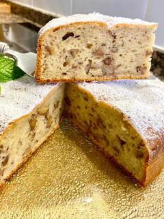 Una foto de Pastel con queso crema y nueces