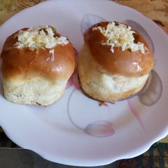 A picture of Stuffed buns.