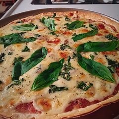 A picture of Margherita Pizza.