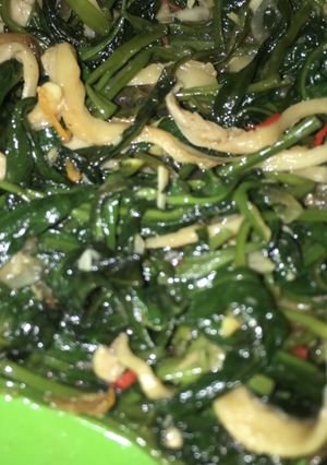 Foto resep Tumis kangkung jamur