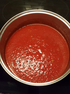 A picture of Plain Tomato Sauce.