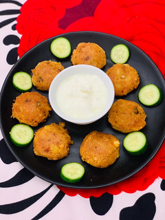 A picture of Samak Paneer Tikkis.