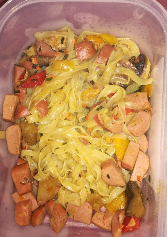 Una foto de Fideos de arroz al curry