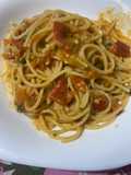 Spaghetti aglio olio peperoncino e pomodorini