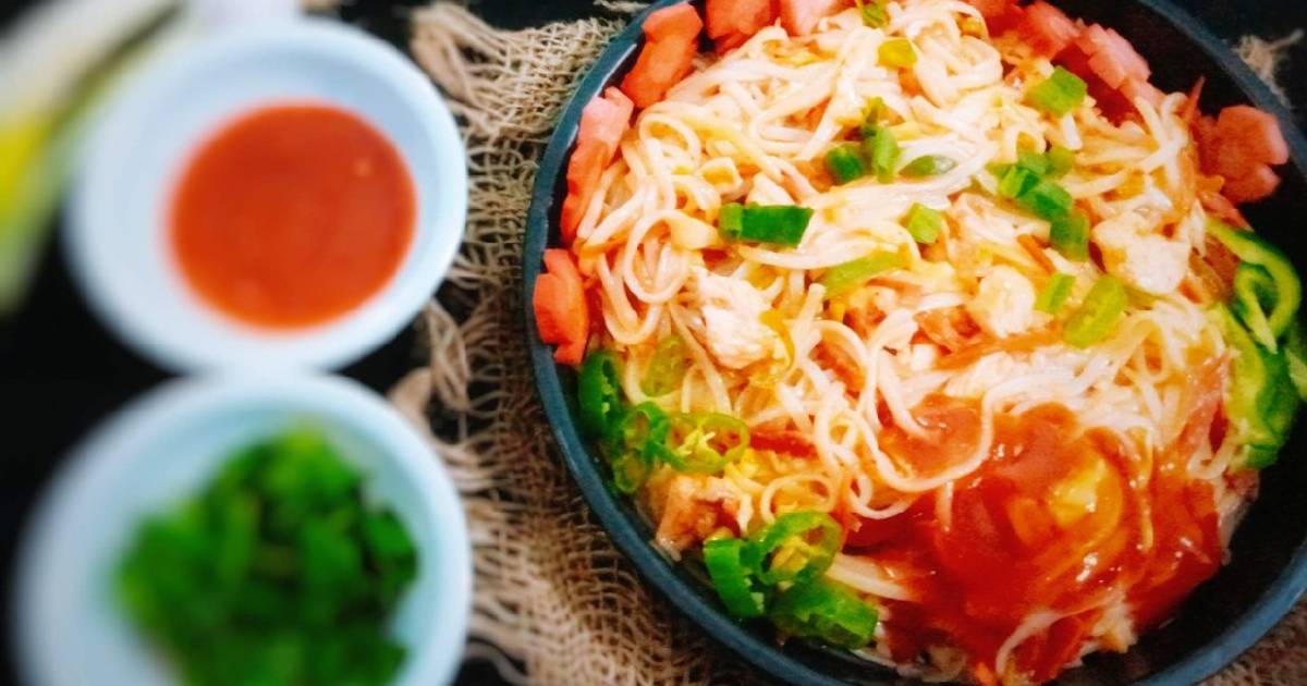 🍝 Chilli Garlic Hakka Noodle!🍝 Recipe by Sana Owais Cookpad