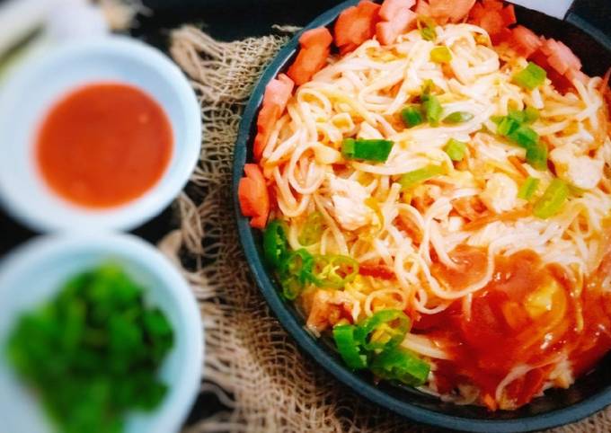  Chilli Garlic Hakka Noodle!