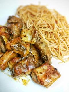 Una foto de Costillas con miel y mostaza