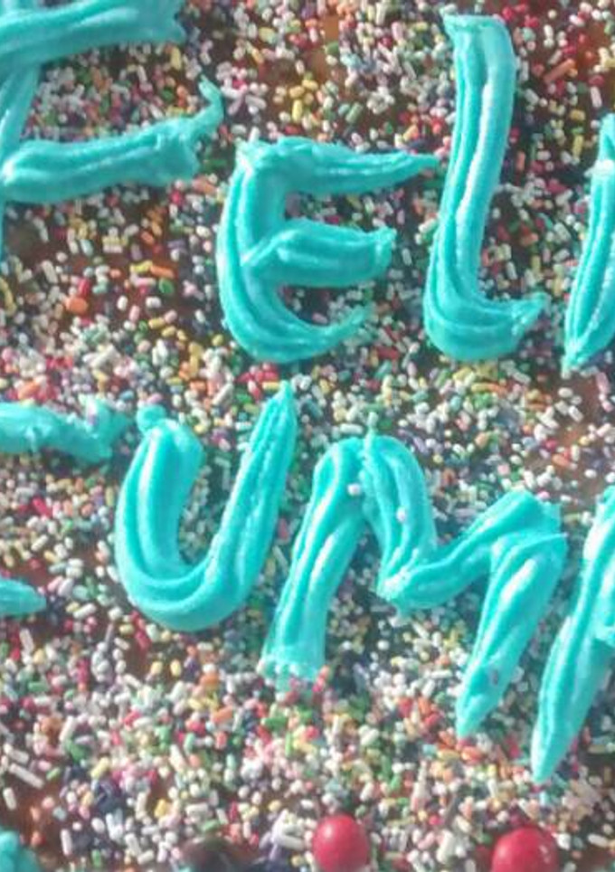 Una foto de Torta de cumpleaños 🎂🎈🎉