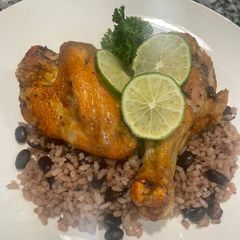 A picture of Fry chicken in air fryer.