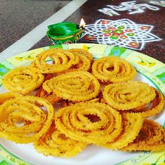 A picture of Chakli / chakri.