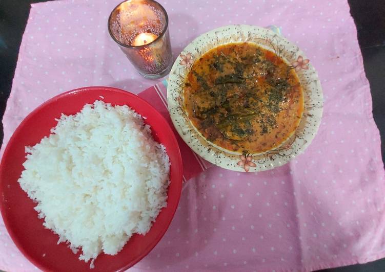 Fish curry with boil rice