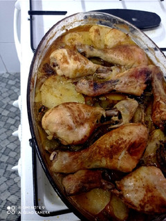 Una foto de Jamoncitos de pollo al horno