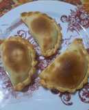 Empanadas de morrón asado, anco y cebolla