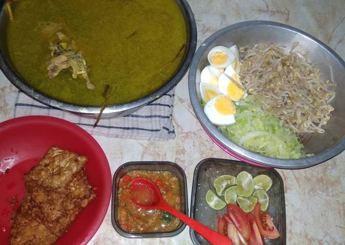 Resep 10. Soto ayam tetelan/tulang ayam Yang Enak Banget