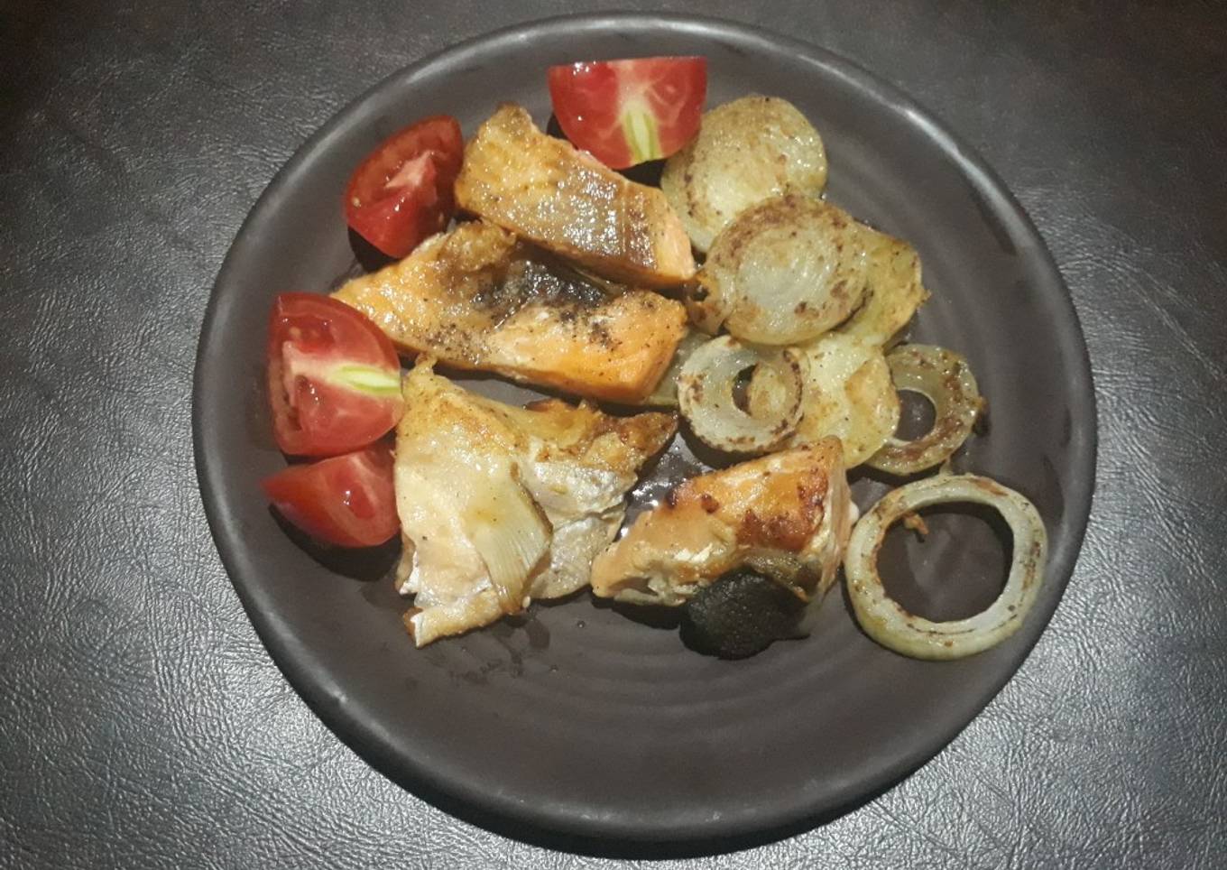 Salmon Onion Panggang
