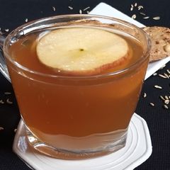 A picture of Apple Fennel Tea.