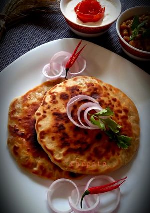 আলুর পরোটা (alur porota recipe in Bengali) রেসিপির প্রধান ছবি