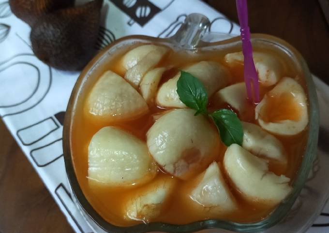 Bagaimana Membuat Asinan Salak, Lezat