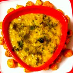 A picture of Dalia Arhar dal khichdi.