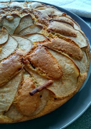 Une photo de Gâteau aux poires et cannelle