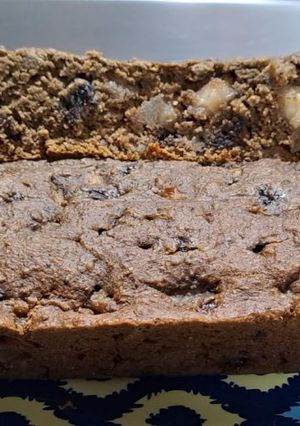 Una foto de Budín integral de peras y vino tinto sin manteca ni huevos
