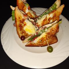 A picture of Egg in a nest sandwich.
