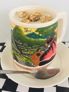 Una foto de Para mi Desayuno Avena, Quinua, Leche, Nueces, o Pecanas