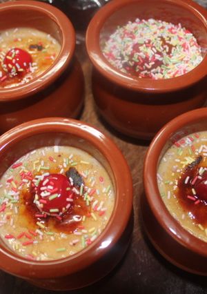 Una foto de Crema catalana de sobre
