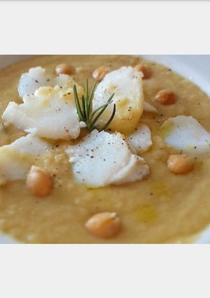 Foto principal de Crema de garbanzos y bacalao