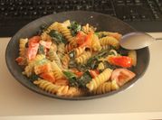 Una foto de fusilli pasta