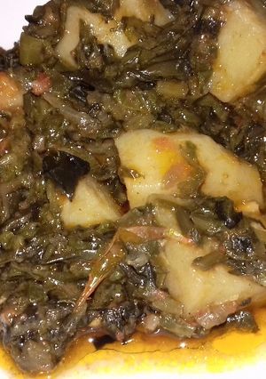 A picture of Aloo Palak dry.