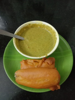 காரமான தேங்காய் புதினா கொத்தமல்லி டிப். (Thenkaai, puthina, kothamalli dip recipe in tamil) செய்முறை முக்கிய புகைப்படம்