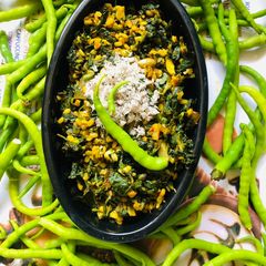 A picture of Green amaranth and fenugreek.