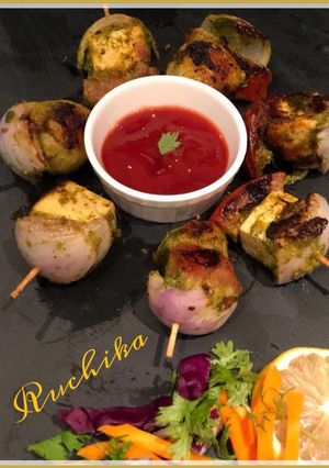 A picture of Hariyali Paneer Tikka Bites.