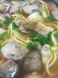 Mì mực nấu nấm