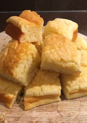 A picture of Cornbread.