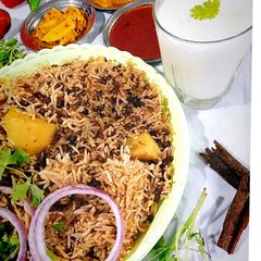 A picture of آلو مسور پلاؤ.