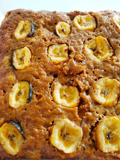 Foto resep Simple & Moist Apple Banana Cake