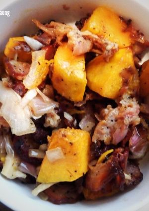 A picture of Bacon & Pumpkin Spaghetti.